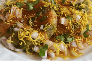 Aloo Tikki Chaat